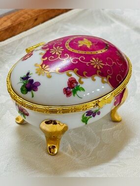 Porcelain Jewelry Box Petit Pink and White Trinket The Leonardo Collection